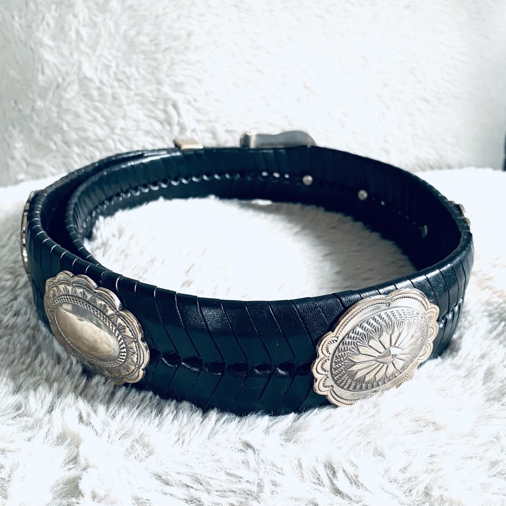 Woven Black Leather Belt with Large Silver Concho Accents Shnazi Buckle & Tip - Picture 7 of 14